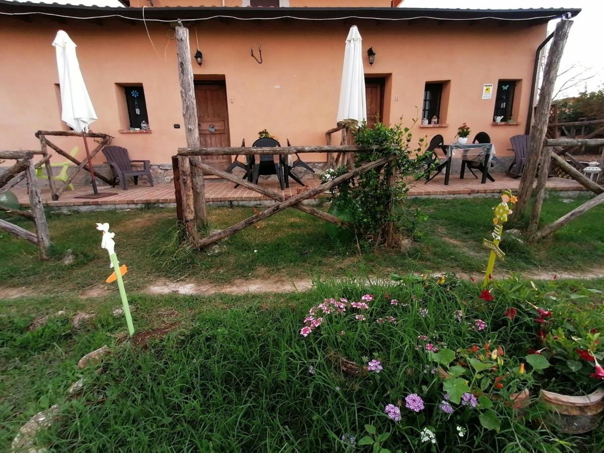 Casale Cavatella Bed & Breakfast Sermoneta Exterior foto