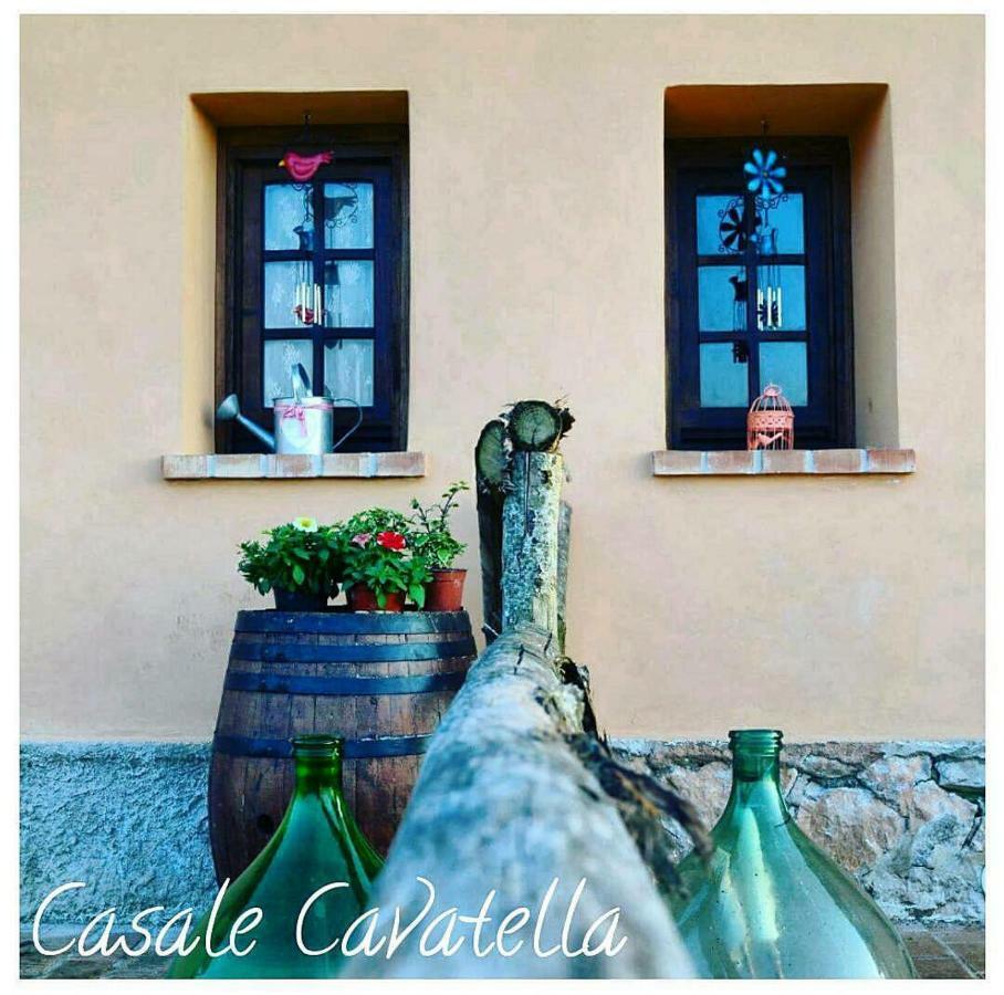Casale Cavatella Bed & Breakfast Sermoneta Exterior foto